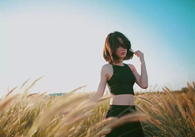 佟丽娅：生活会帮你逼出另一个自己