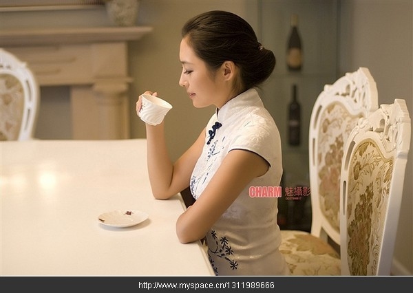 气质高贵的女人