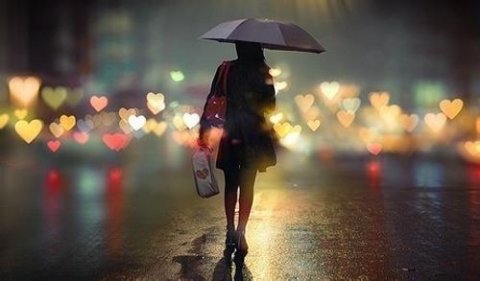 雨中漫步人生自在